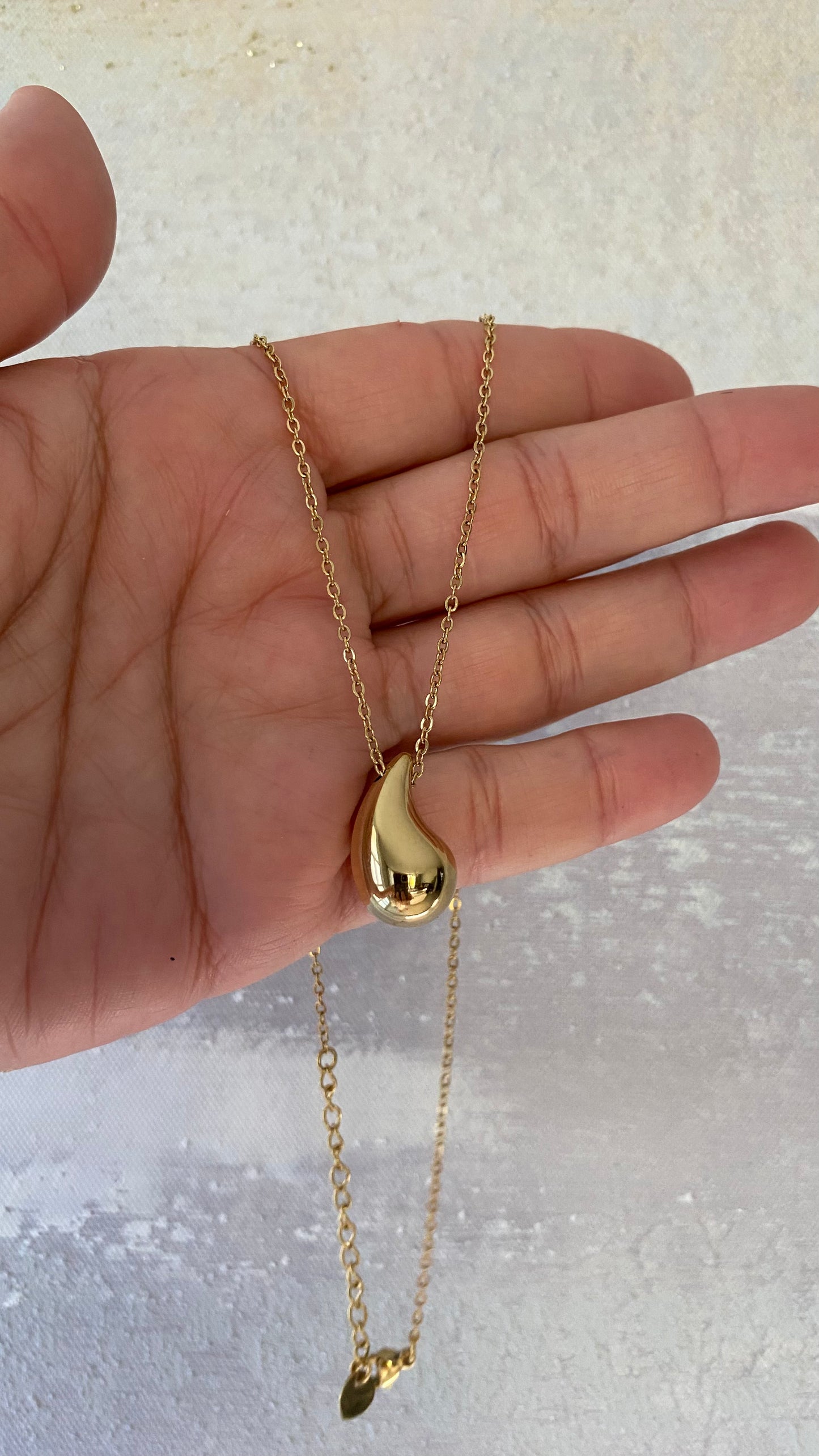 GALIA TEARDROP