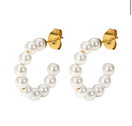 London pearl earrings