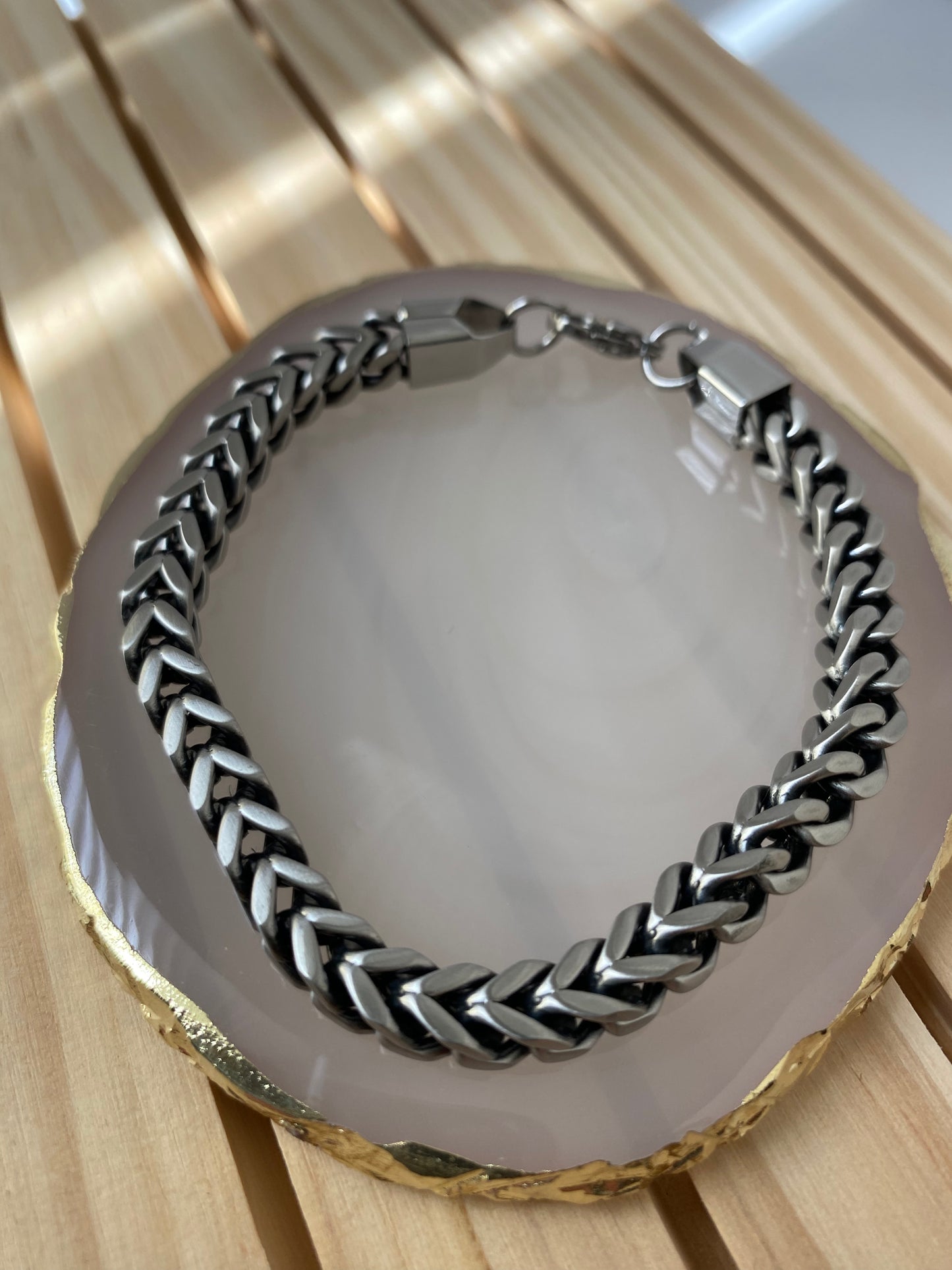 Curb chain bracelet