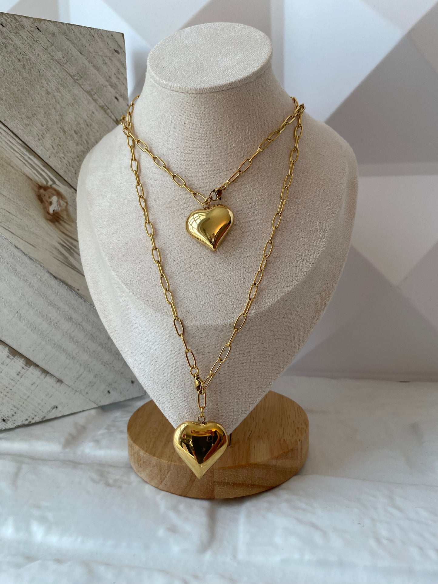 Clip chain golden heart