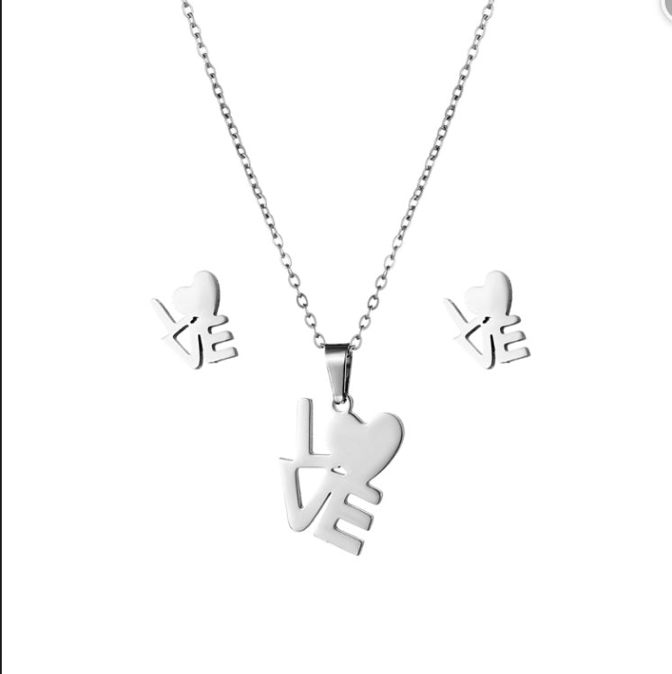 LOVE NECKLACE SET