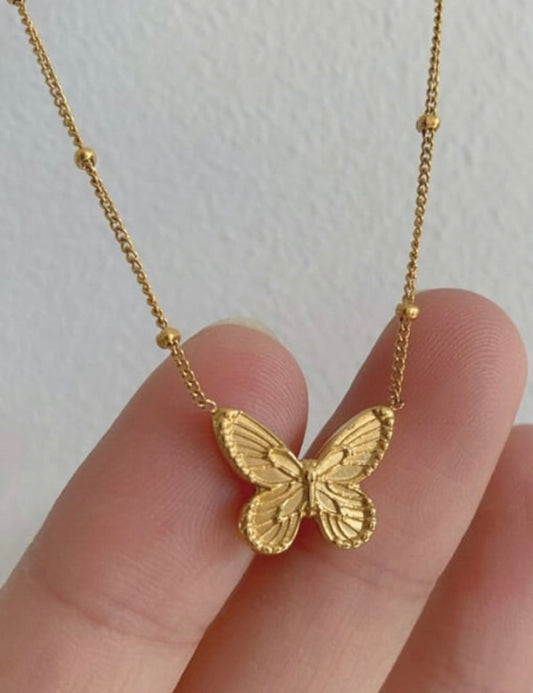 BUTTERFLY DREAMS NECKLACE