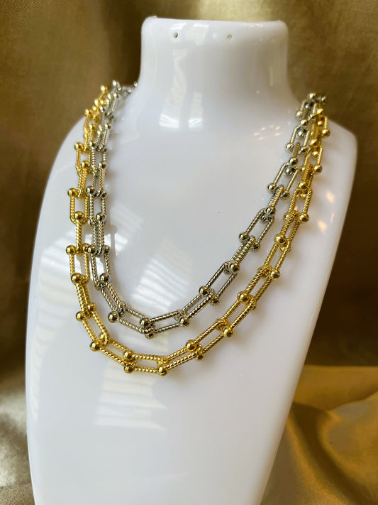 U SHAPED NECKLACE